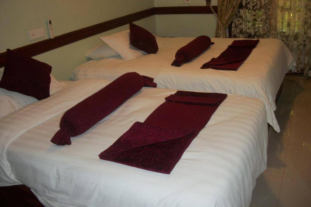 New Charity Hotel International Аруша Экстерьер фото