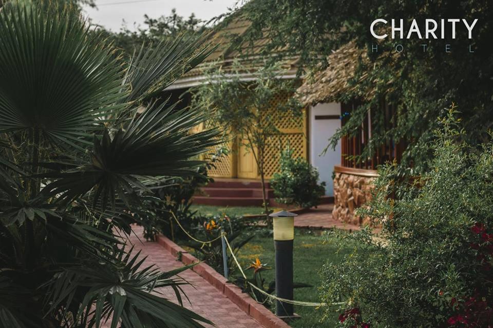 New Charity Hotel International Аруша Экстерьер фото