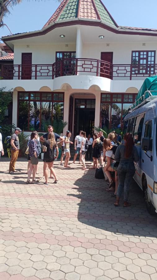 New Charity Hotel International Аруша Экстерьер фото